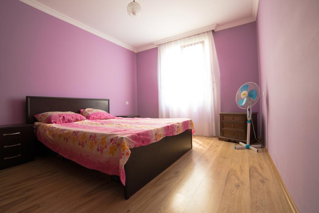 Angisa Apartment Батуми Экстерьер фото